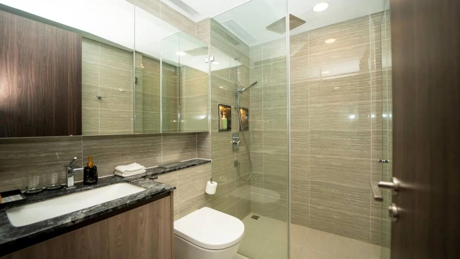 The Serenity Sky Villas D3 Ho Chi Minh City 0*,  Vietnam