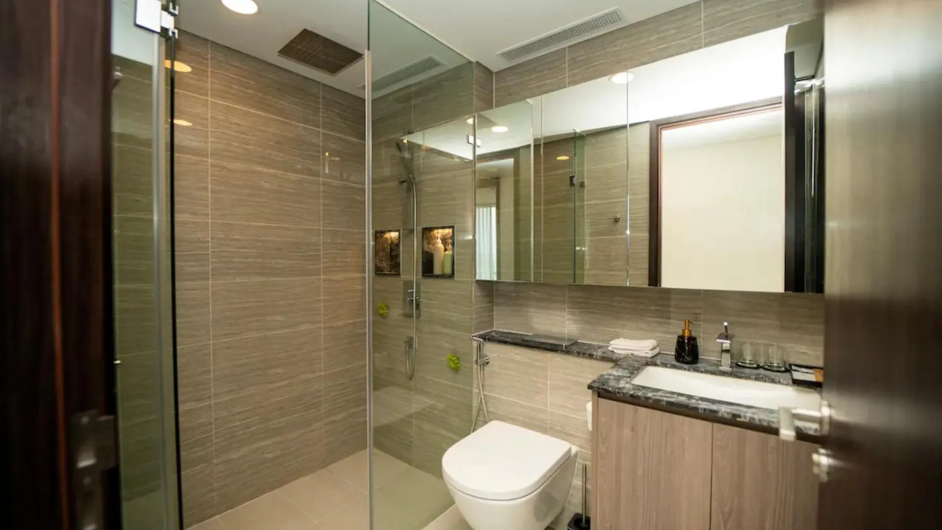 The Serenity Sky Villas D3 Ho Chi Minh City Apartment